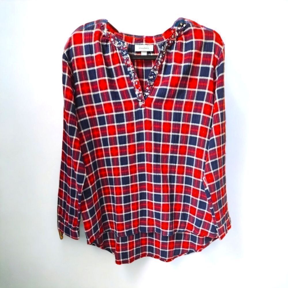 NWOT Dress Barn Plaid Long Sleeve With Sequins Around V-Neckline.